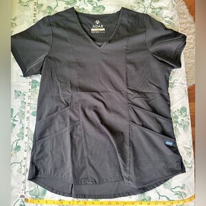 Adar Pro Black & Green Scrub Tops